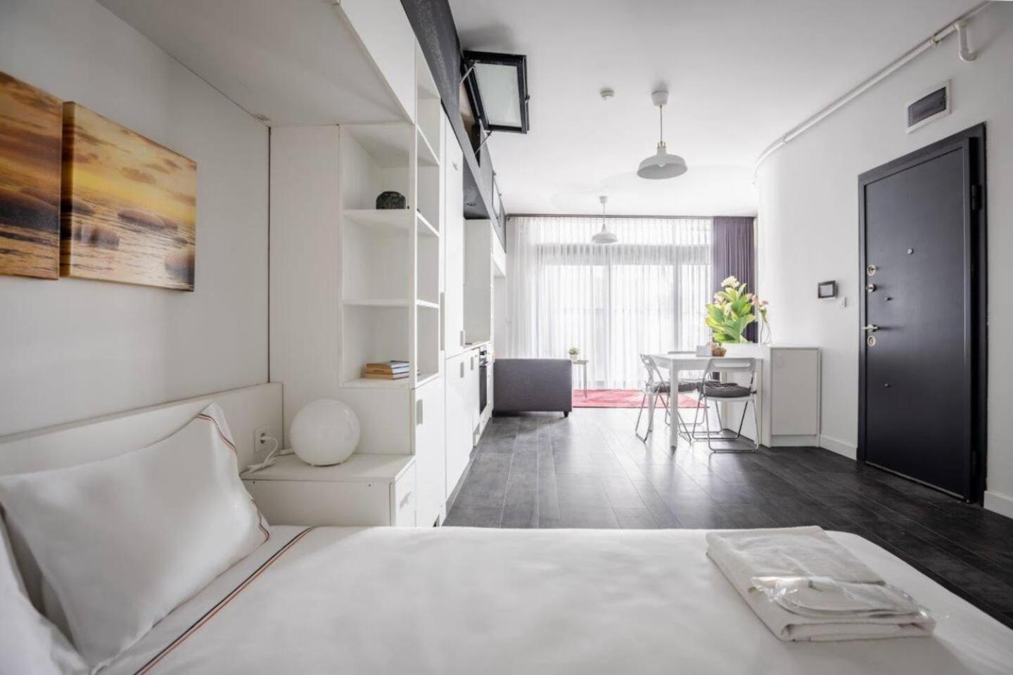 Апартаменты Cute Cozy Modern W Views Balcony! #377 Стамбул